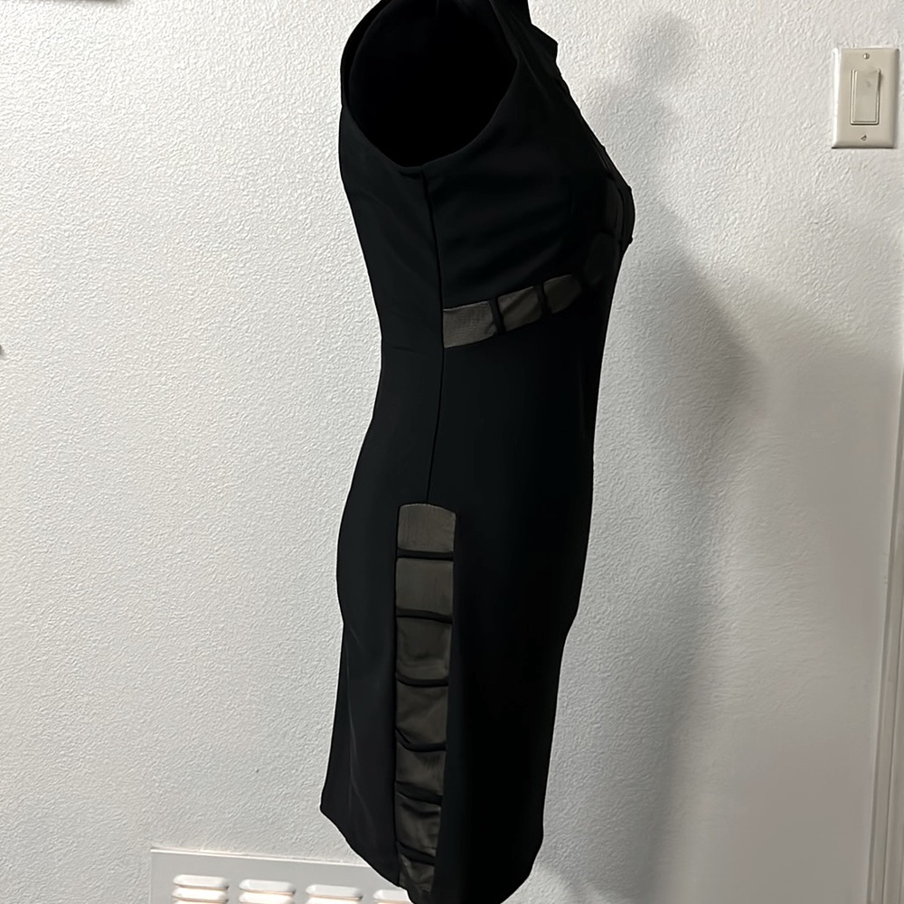 Dress - Picture 2 of 5